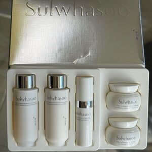 Sulwhasoo The Ultimate S Trial Kit 5 Items Anti Aging K-Beauty, Expired 2028